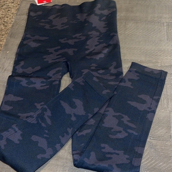 COPY - Spanx leggings - Picture 4 of 9